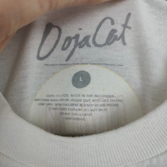 Doja Cat Coachella 2022 Graphic T-Shirt Size Large White Some Festival Hip Hop - Picture 4 of 6
